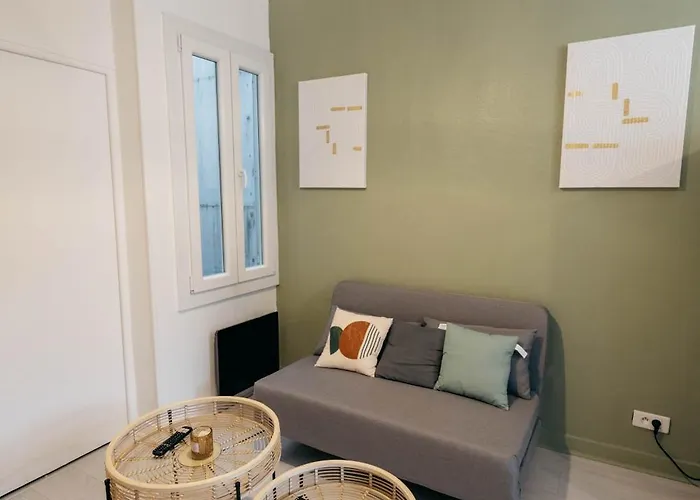 Appartement Verdant Oasis - Proche Du Centre - Wifi Gratuit - Parking à Proximité